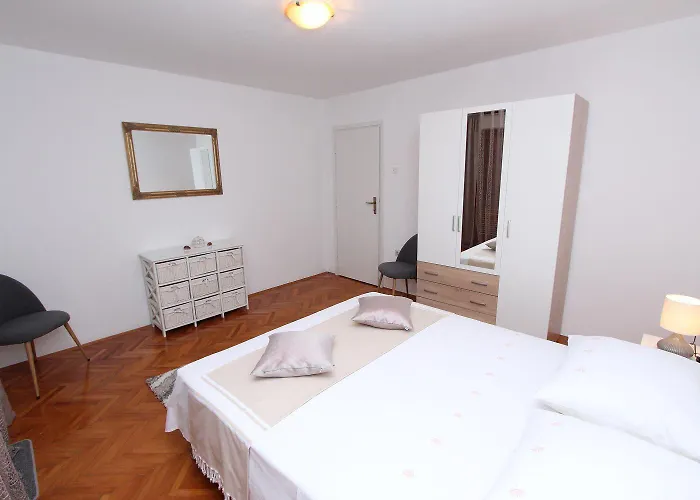 Apartament Traumhaftes Nur 350 Meter Zum Zentrum Von Mit Parkplatz, Meerblick *